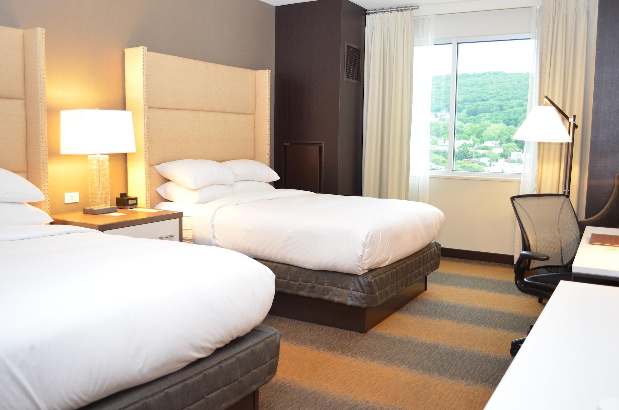 Doubletree By Hilton 4*