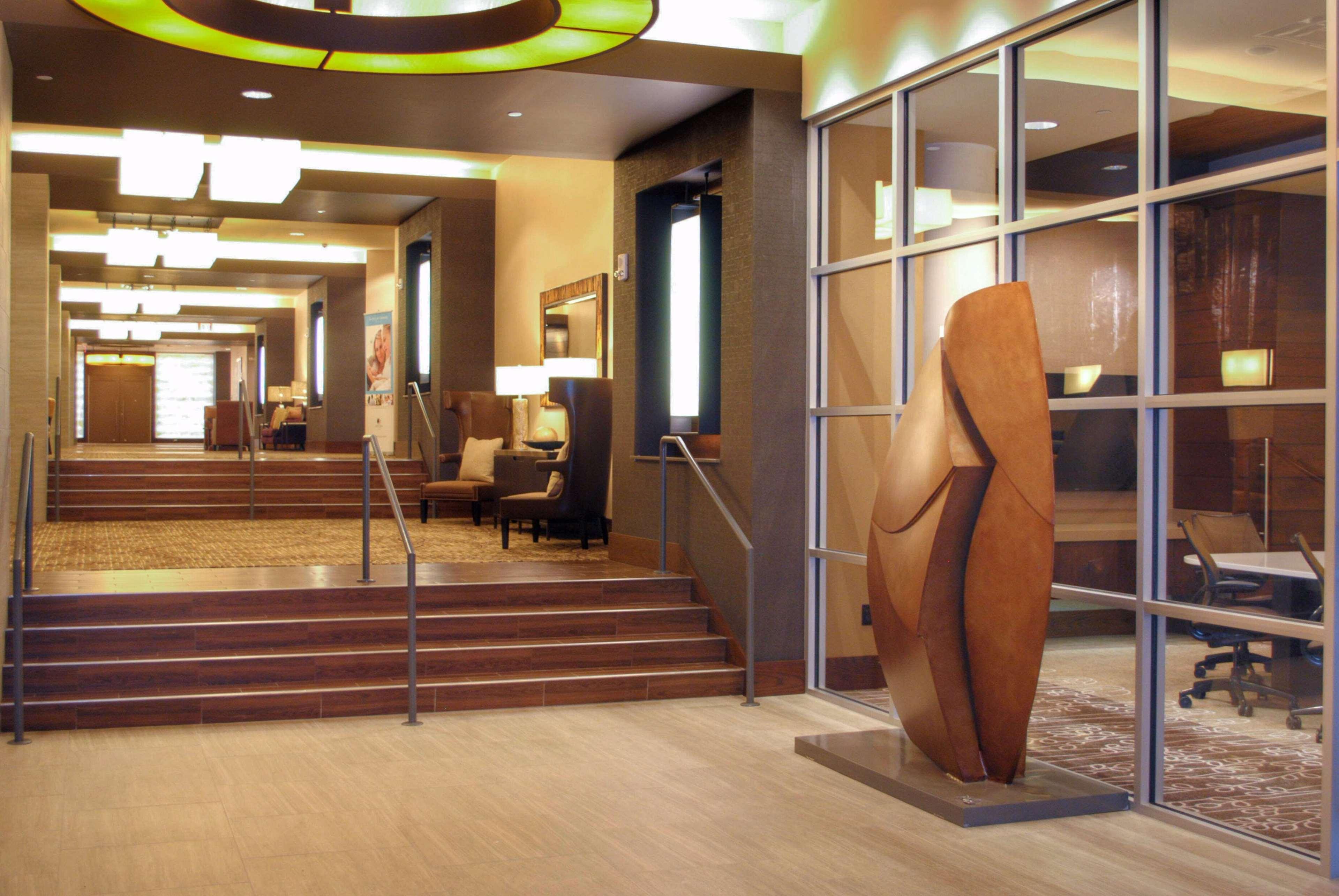 Doubletree By Hilton Hotel Reading