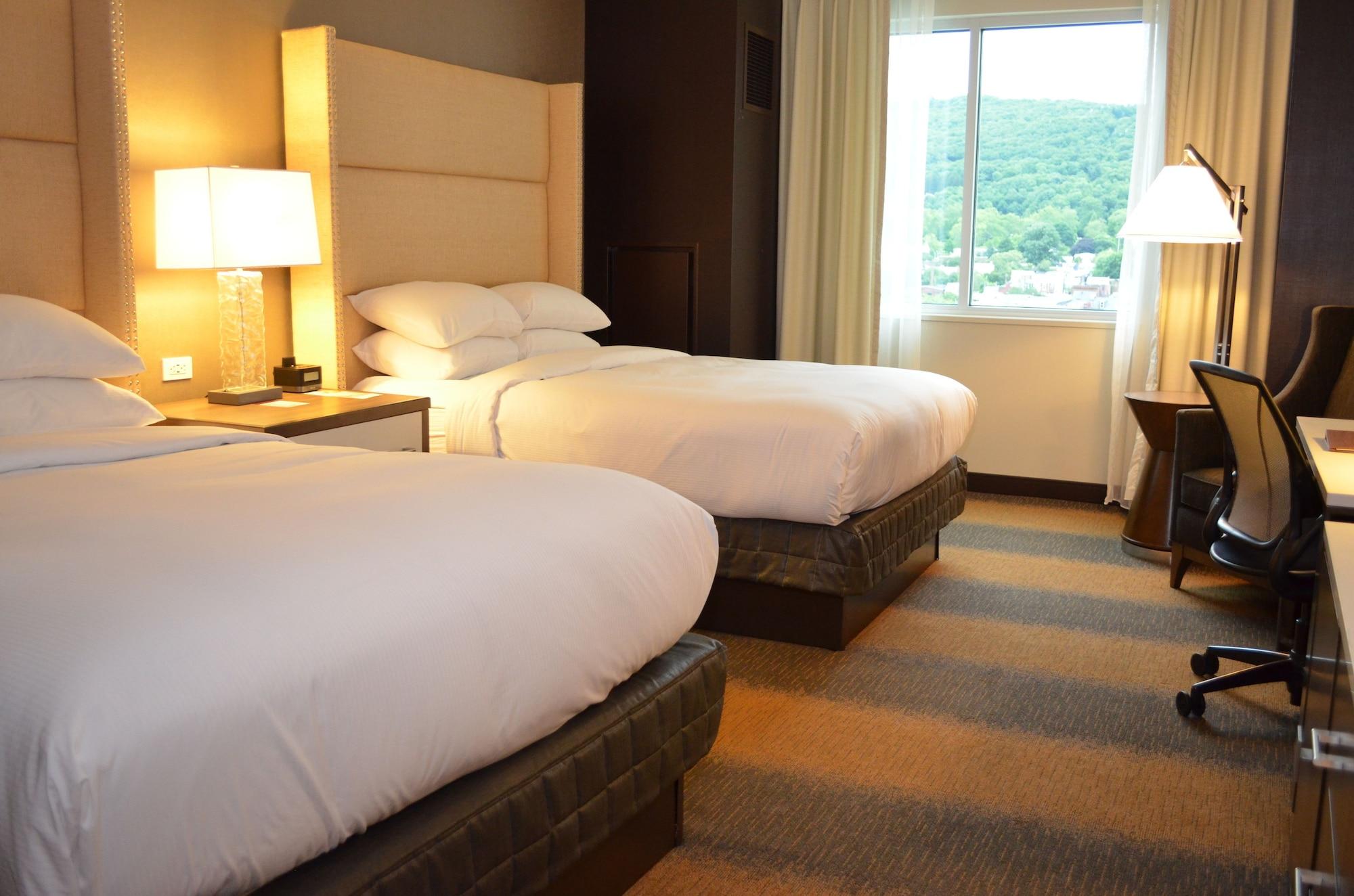 Hotel Doubletree By Hilton