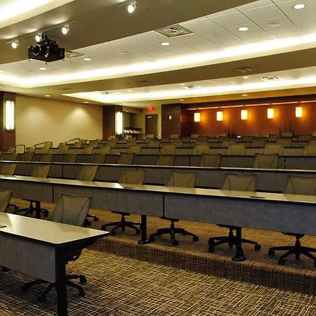 Doubletree By Hilton Hotel Reading 